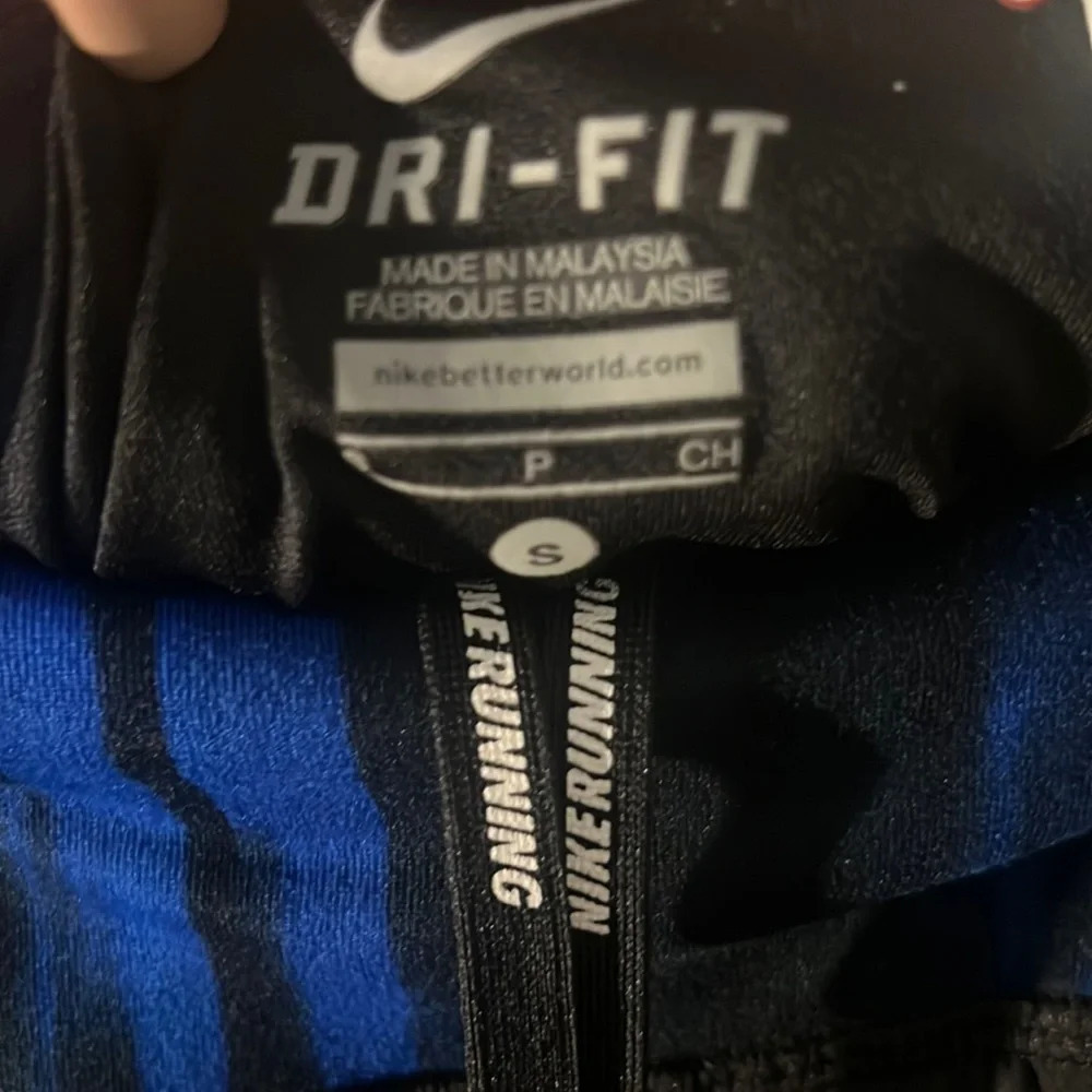Nike Dri-Fit Women's Blue and Black Athletic Drawstring. Size Small - Picture 4 of 5